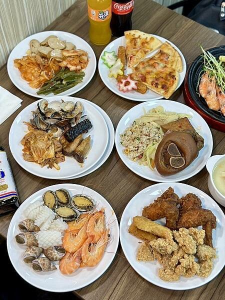 桃園市桃園區[桃園美食] 饗厚牛排-桃園店 $399自助吧吃到飽 加購牛排+$49起！#桃園吃到飽 @蛋寶趴趴go