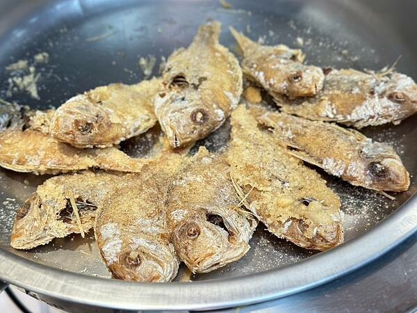 桃園市桃園區[桃園美食] 饗厚牛排-桃園店 $399自助吧吃到飽 加購牛排+$49起！#桃園吃到飽 @蛋寶趴趴go