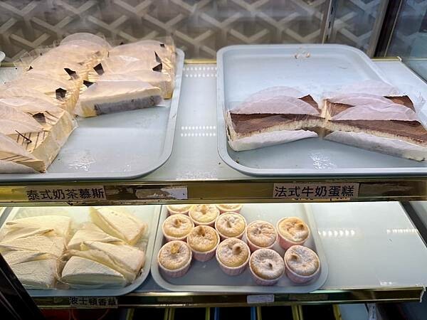 桃園市桃園區[桃園美食] 饗厚牛排-桃園店 $399自助吧吃到飽 加購牛排+$49起！#桃園吃到飽 @蛋寶趴趴go