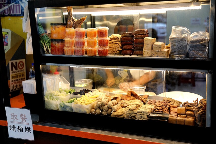 超過40種食材可以選擇 獨家祕方滷製 開胃清爽 讓人一吃就上癮【台中冷滷味推薦】