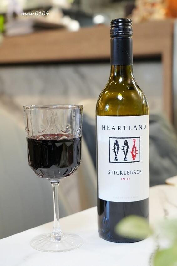 蘆洲美食｜JJE Ceremony Cafe&kitchen～是早午餐、餐酒館也是家寵物友善餐廳，為平凡的生活注入點儀式感