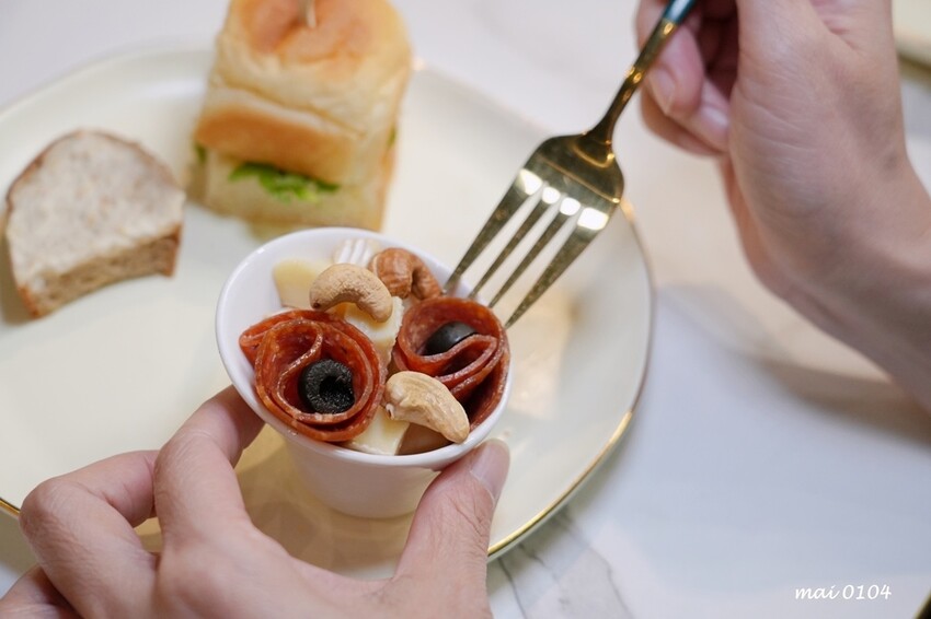 蘆洲美食｜JJE Ceremony Cafe&kitchen～是早午餐、餐酒館也是家寵物友善餐廳，為平凡的生活注入點儀式感