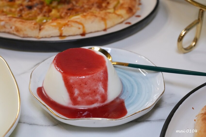 蘆洲美食｜JJE Ceremony Cafe&kitchen～是早午餐、餐酒館也是家寵物友善餐廳，為平凡的生活注入點儀式感