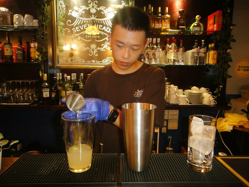 【美食】「Seven Heads 英式餐酒館 新莊店」新莊餐