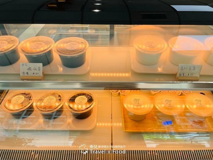 小清新風格，刨冰/豆花/咖啡/甜點，夏涼品冬暖湯，木子Muzi應有盡有