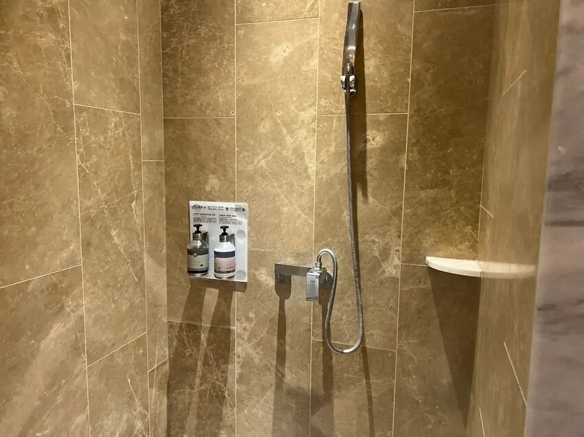 [ 台中住宿 ] 朵茉行館｜台中西屯區高級汽車旅館＆親子住宿