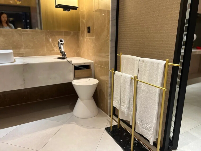 [ 台中住宿 ] 朵茉行館｜台中西屯區高級汽車旅館＆親子住宿