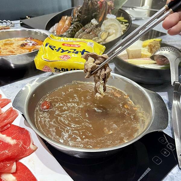 【台北食記】大同區火鍋推薦，新北美食火鍋插旗台北，第九站精緻