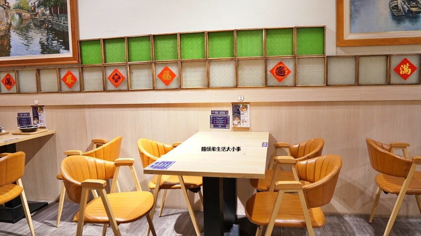 /tmp/phpr7JpBG /tmp/phpr7JpBG