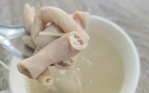 車路頭油飯｜２０元油飯，絕無佳有的銅板價格，晚來還會吃不到