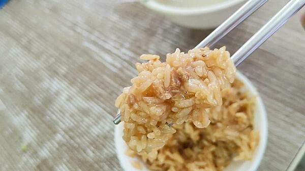 車路頭油飯｜２０元油飯，絕無佳有的銅板價格，晚來還會吃不到