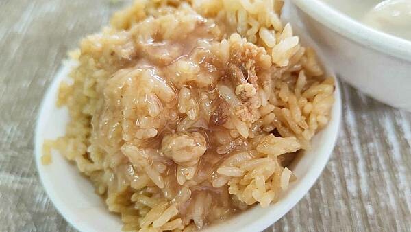 車路頭油飯｜２０元油飯，絕無佳有的銅板價格，晚來還會吃不到