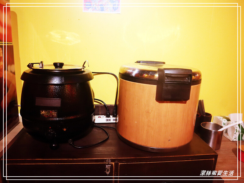 濃氣屋拉麵 (徐匯廣場店)-新北蘆洲/人氣平價日本福岡拉麵.滿額咖哩飯免費無限續