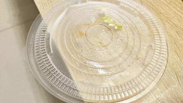 武食堂｜用餐時間要等半小時以上才能吃到的炒飯店