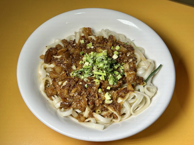 +(宜蘭小吃)銷魂食堂~宜蘭超高CP值小吃推薦!瓜仔雞麵甘甜美味、獨創肉麻飯香麻涮嘴~銷魂食堂菜單