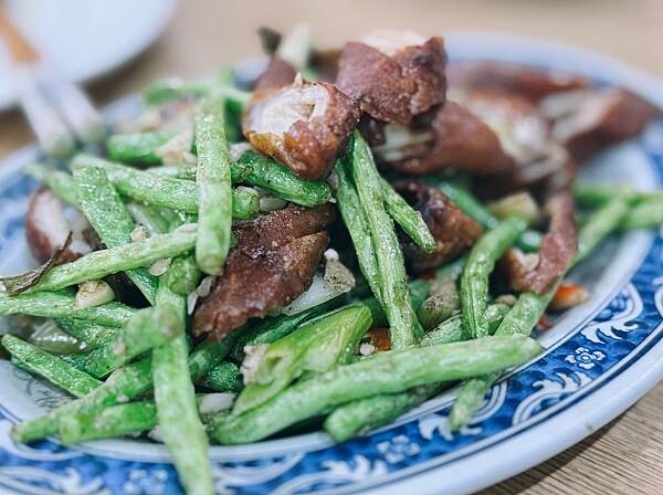 日海海鮮店！大安區美食首選，饕客必訪的新鮮海產熱炒天堂