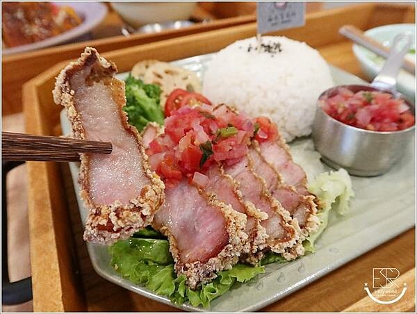 麻久製食所 (23).JPG