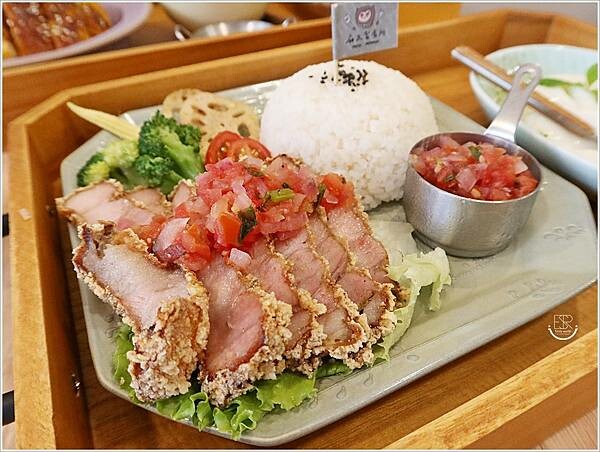 麻久製食所 (17).JPG