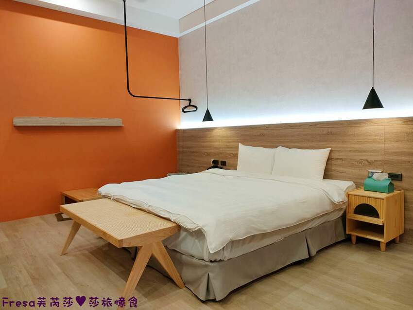 南投飯店【雅薇精品時尚旅館】親子最愛!獨立車庫超大房間新穎乾淨.玩南投住這間│名間交流道│紫南宮│南投住