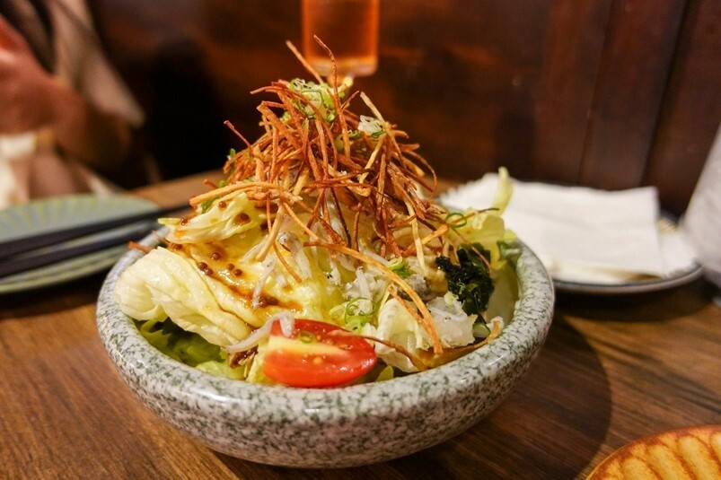 【食記】一咻逆煎餃酒吧Isshoni Gyoza Bar，煎餃、串燒、居酒屋、酒吧，放鬆抒壓一次滿足！台北大安區美食