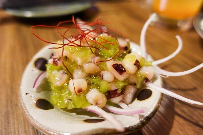 【食記】一咻逆煎餃酒吧Isshoni Gyoza Bar，煎餃、串燒、居酒屋、酒吧，放鬆抒壓一次滿足！台北大安區美食