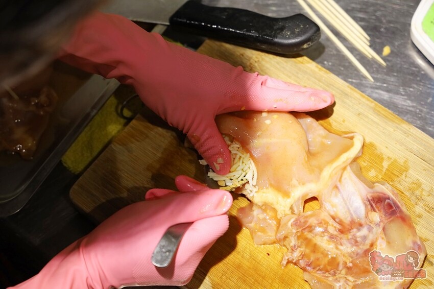 【雲林美食】嘟嘟豪鹹酥雞!隱藏在斗南的最潮露營風鹹酥雞店,爆餡雞佛雞排太扯啦~ - 熱血玩台南。跳躍新世界