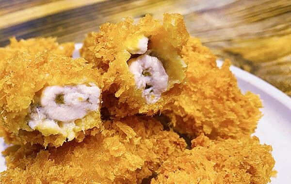 桃園美食│食在點-騷丼-相當有料,份量大,用料實在,雙拼丼飯+讚岐烏龍麵+炸牡蠣 CP值相當高-大竹美食廣場 蘆竹美食推薦-23.jpg