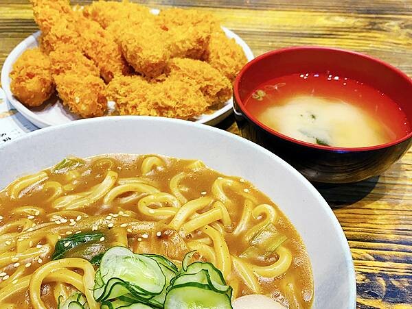 桃園美食│食在點-騷丼-相當有料,份量大,用料實在,雙拼丼飯+讚岐烏龍麵+炸牡蠣 CP值相當高-大竹美食廣場 蘆竹美食推薦-16.jpg