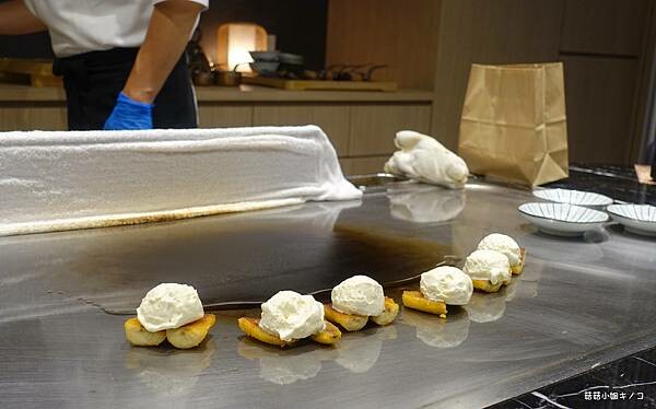 <板南線>捷運市政府站-難得一次的奢華無菜單鐵板燒~明水然.