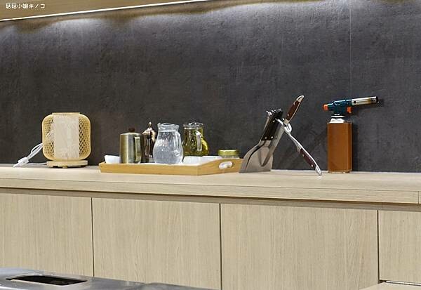 <板南線>捷運市政府站-難得一次的奢華無菜單鐵板燒~明水然.