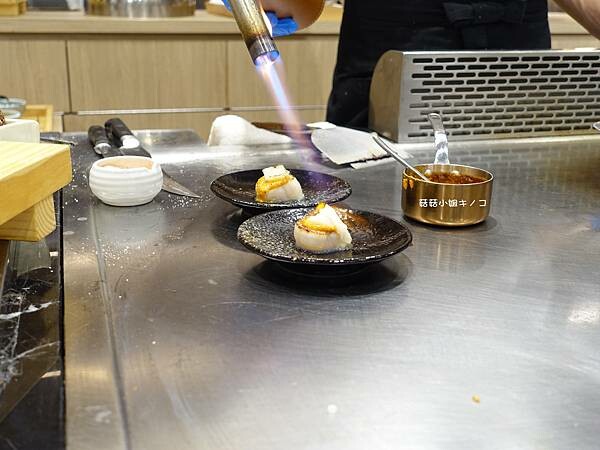 <板南線>捷運市政府站-難得一次的奢華無菜單鐵板燒~明水然.