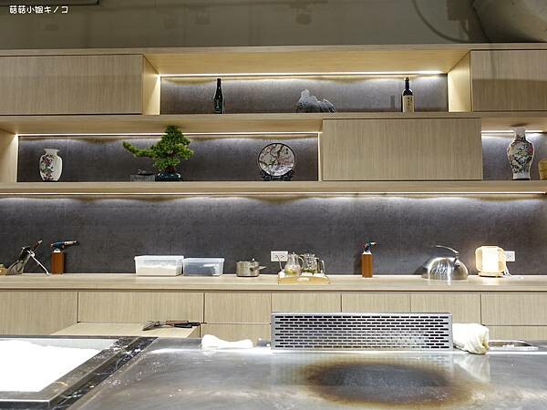 <板南線>捷運市政府站-難得一次的奢華無菜單鐵板燒~明水然.