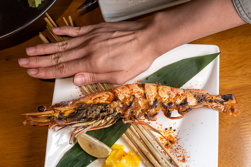 桃園美食|嶼日式無菜單料理~中壢在地隱藏版海鮮和牛料理專賣店,無菜單卻道道精彩,CP值破表的頂級食材在