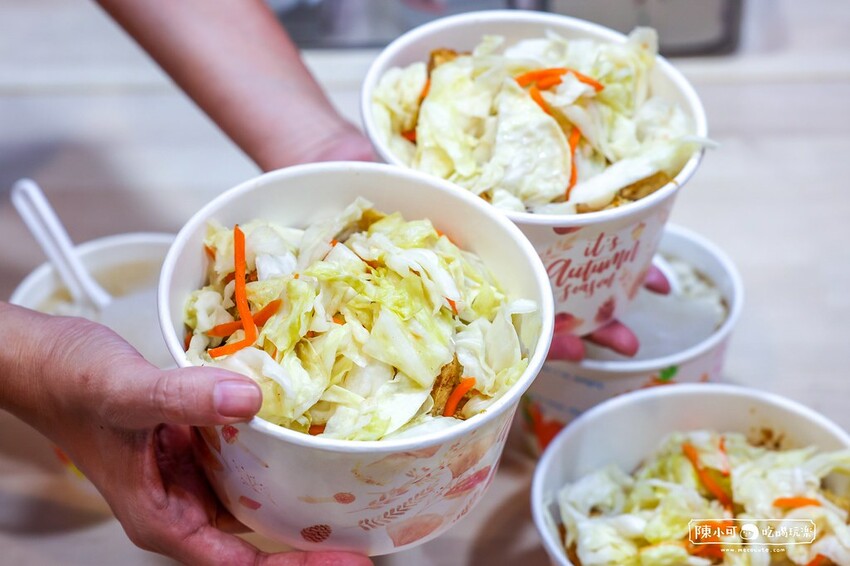 台北市中山區神秘流動餐車變店面，豆花尬臭豆腐來一套！許多人心目中的好吃臭豆腐名單