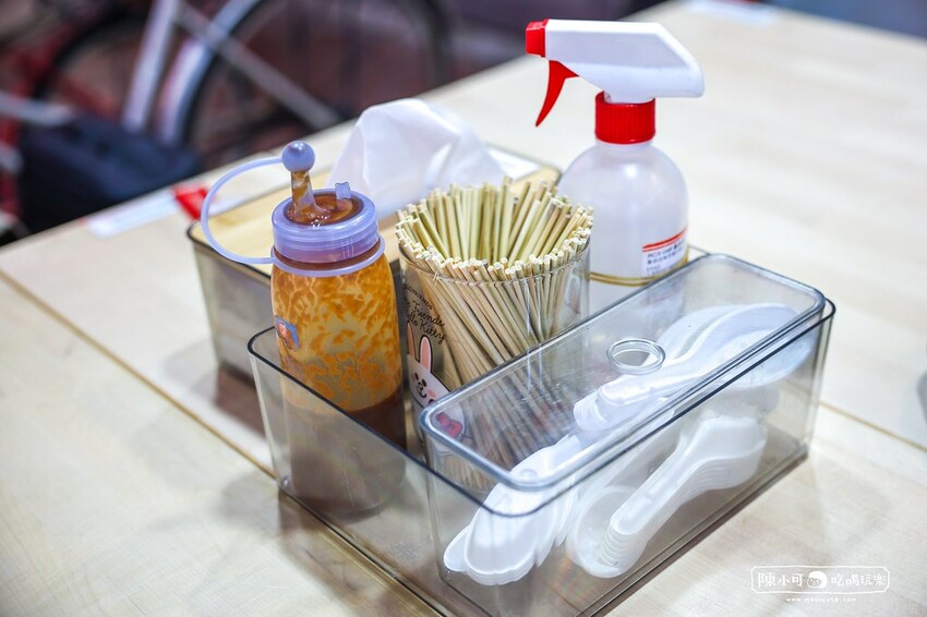 台北市中山區神秘流動餐車變店面，豆花尬臭豆腐來一套！許多人心目中的好吃臭豆腐名單