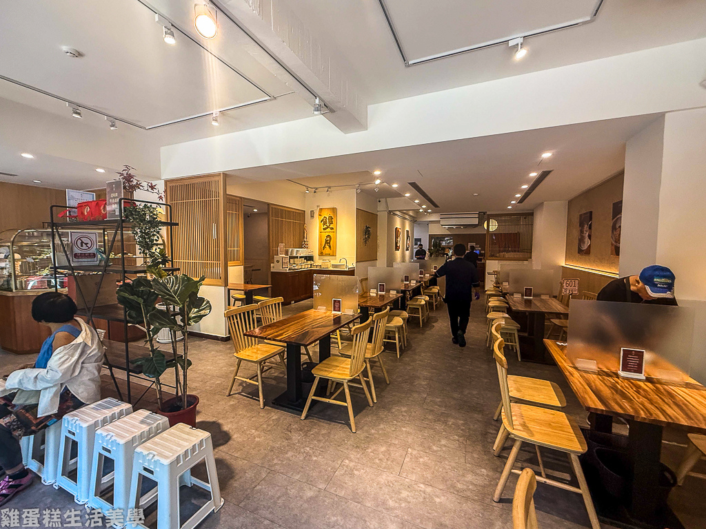 【台北食記】雙月食品社(北投店) - 連續7年必比登推薦，