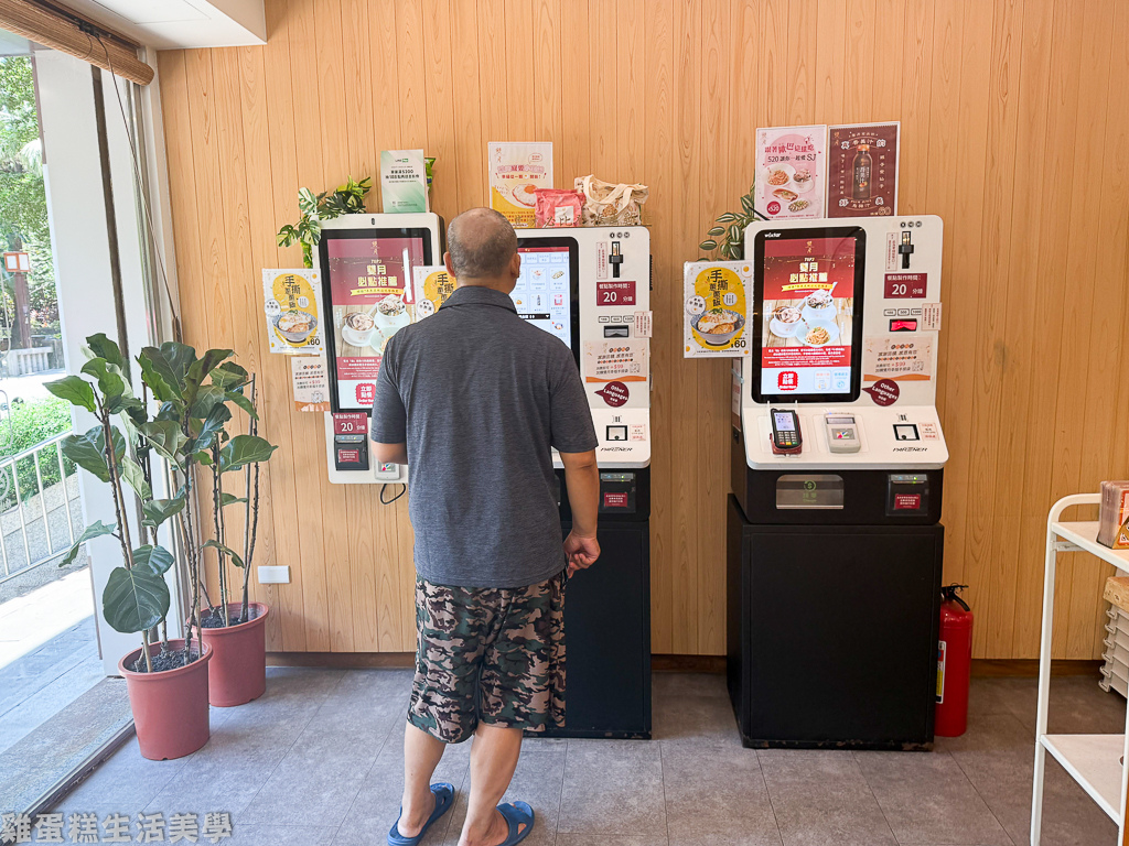 【台北食記】雙月食品社(北投店) - 連續7年必比登推薦，