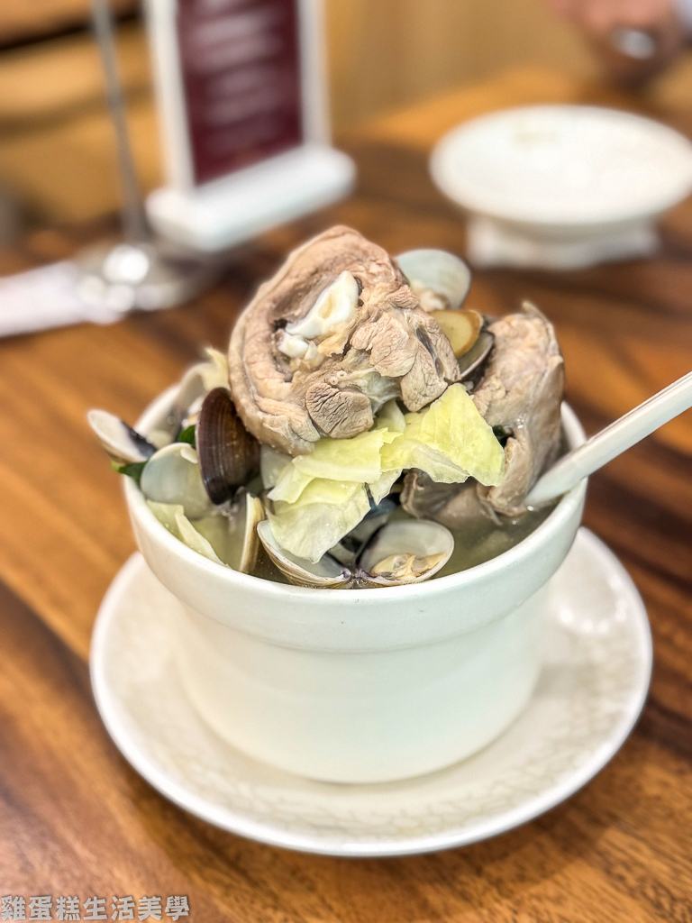 【台北食記】雙月食品社(北投店) - 連續7年必比登推薦，