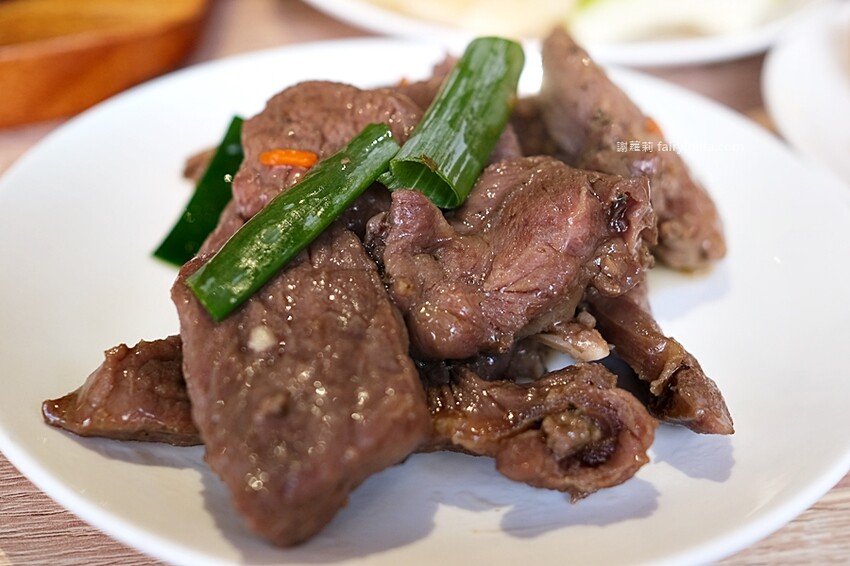 最新開幕！只要339元！排餐+披蕯、buffert 通通無限呷免驚！