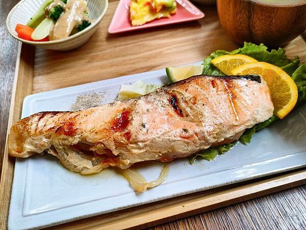 /tmp/phpe1K9ny /tmp/phpe1K9ny