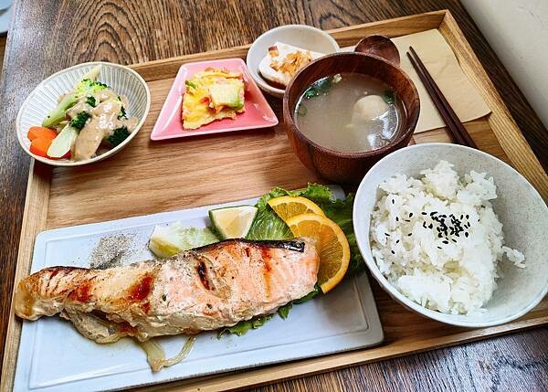 /tmp/php0lETUD /tmp/php0lETUD