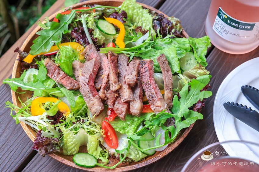 台北市內湖區【內湖咖啡館】EASE CAFE 菜單推薦義大利麵披薩，台北隱藏版咖啡店！