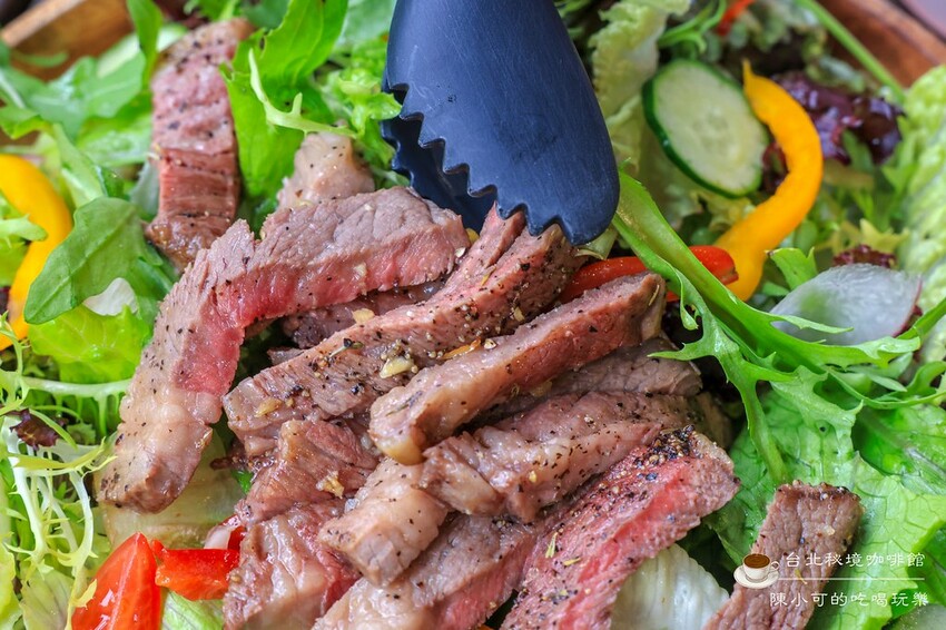 台北市內湖區【內湖咖啡館】EASE CAFE 菜單推薦義大利麵披薩，台北隱藏版咖啡店！