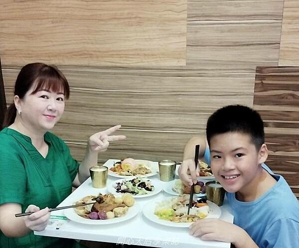 松山吃到飽推薦｜VGest低碳披薩 松山首都店｜蔬食披薩第一品牌，蔬食早午餐吃到飽，平日只要$299就讓你素食