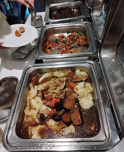 松山吃到飽推薦｜VGest低碳披薩 松山首都店｜蔬食披薩第一品牌，蔬食早午餐吃到飽，平日只要$299就讓你素食