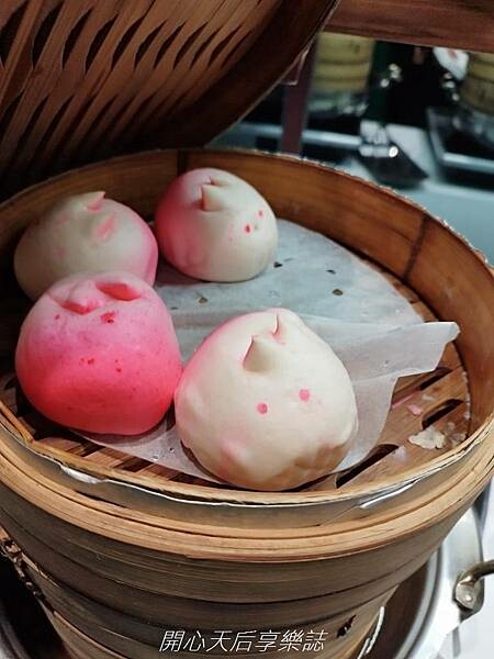 松山吃到飽推薦｜VGest低碳披薩 松山首都店｜蔬食披薩第一品牌，蔬食早午餐吃到飽，平日只要$299就讓你素食