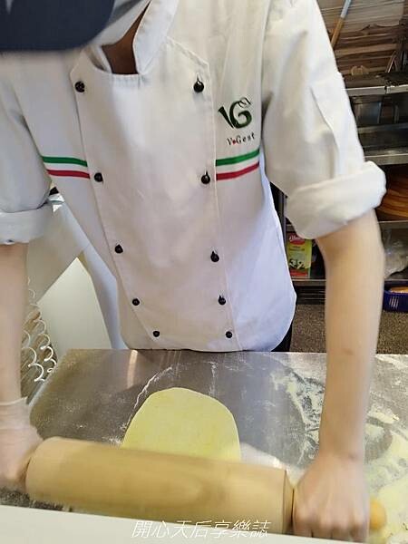 松山吃到飽推薦｜VGest低碳披薩 松山首都店｜蔬食披薩第一品牌，蔬食早午餐吃到飽，平日只要$299就讓你素食