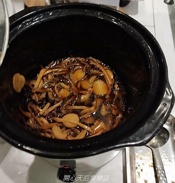 松山吃到飽推薦｜VGest低碳披薩 松山首都店｜蔬食披薩第一品牌，蔬食早午餐吃到飽，平日只要$299就讓你素食