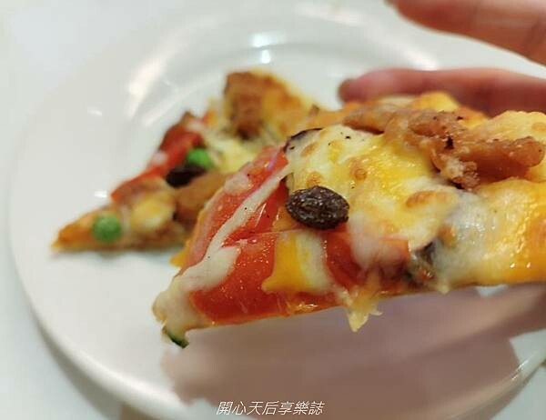 松山吃到飽推薦｜VGest低碳披薩 松山首都店｜蔬食披薩第一品牌，蔬食早午餐吃到飽，平日只要$299就讓你素食