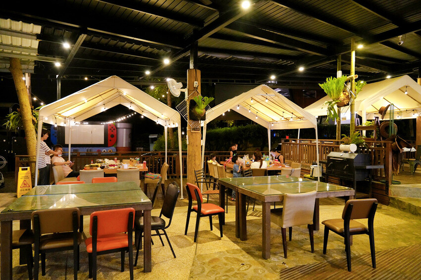 南投親子露營「溪部好呆庄」,主題露營車、親子四人房,溪邊玩水